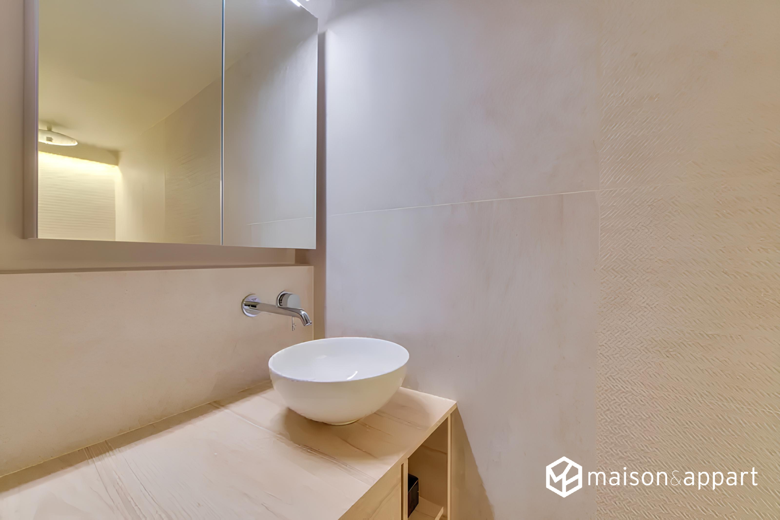 location-appartement-paris-quartier-halles-c85ce61-0-0a5ce472-cf88-47a3-b811-547b3d83e9d6